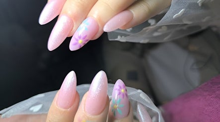 Liz Escudero Nails صورة 3