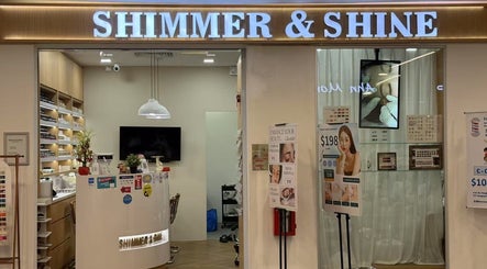 Shimmer & Hhine at Hougang Rivercourt