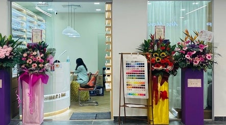 Shimmer & Hhine at Hougang Rivercourt
