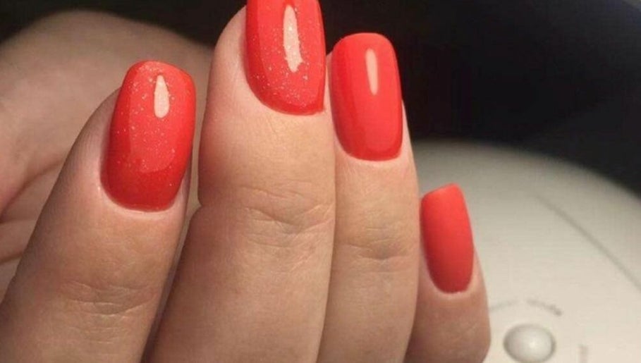 Perfect Ruso Nails image 1