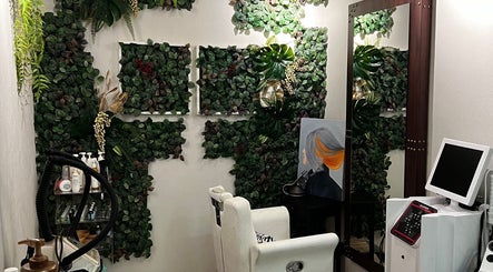 August Hair Salon image 2