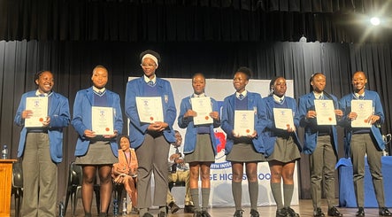 Willowridge High School изображение 3