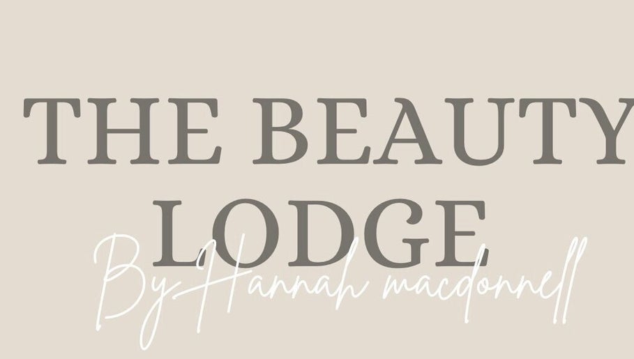 The Beauty Lodge by Hannah Bild 1