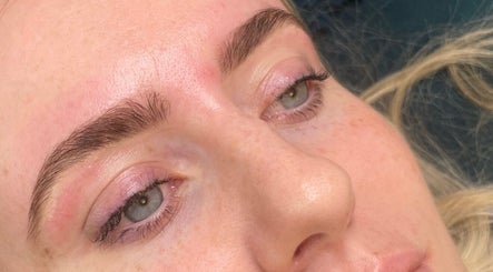 Brows to Lashes by Rosie, bild 2