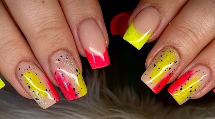 Beauticle Nails - Aimee Begemann, bild 2