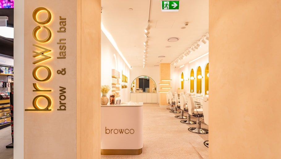 Indooroopilly Shopping Centre - Browco Brow & Lash Bar obrázek 1