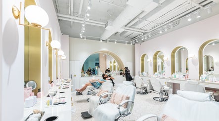 Browco Brow & Lash Bar - Castle Towers image 3