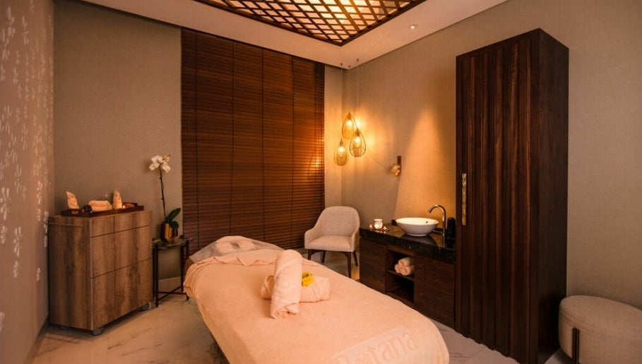 Kung Fu Personal Care | Al Jaddaf Rotana Suite Hotel изображение 1