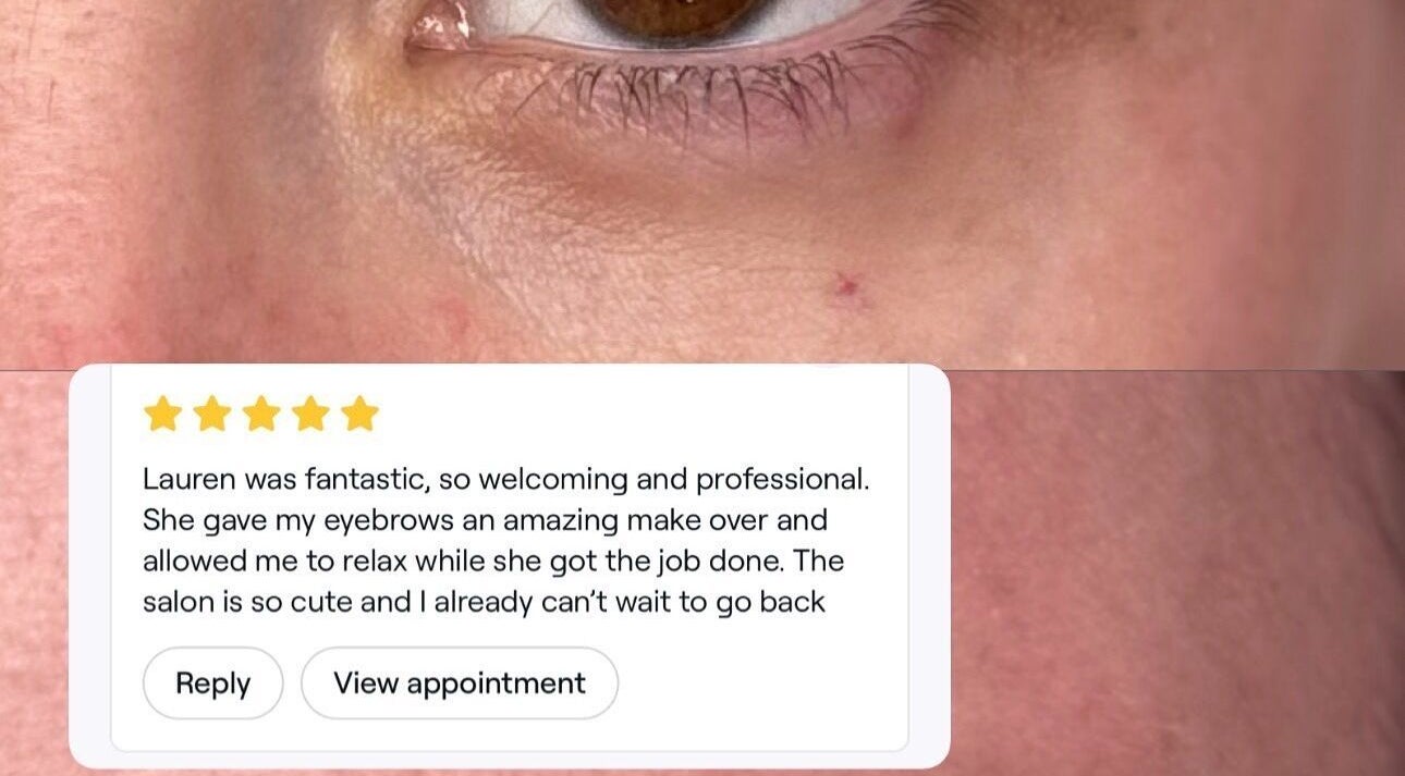 Five-star review praising eyebrow makeover at The Salon Kinross, Kinross, Western Australia, AU.