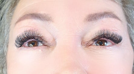 Lashes by Nadine billede 2