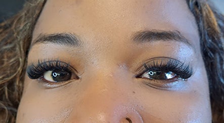 Lashes by Nadine billede 3