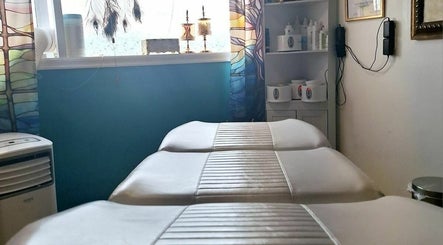 Εικόνα Phoenix Renewal Self Care Studio 2