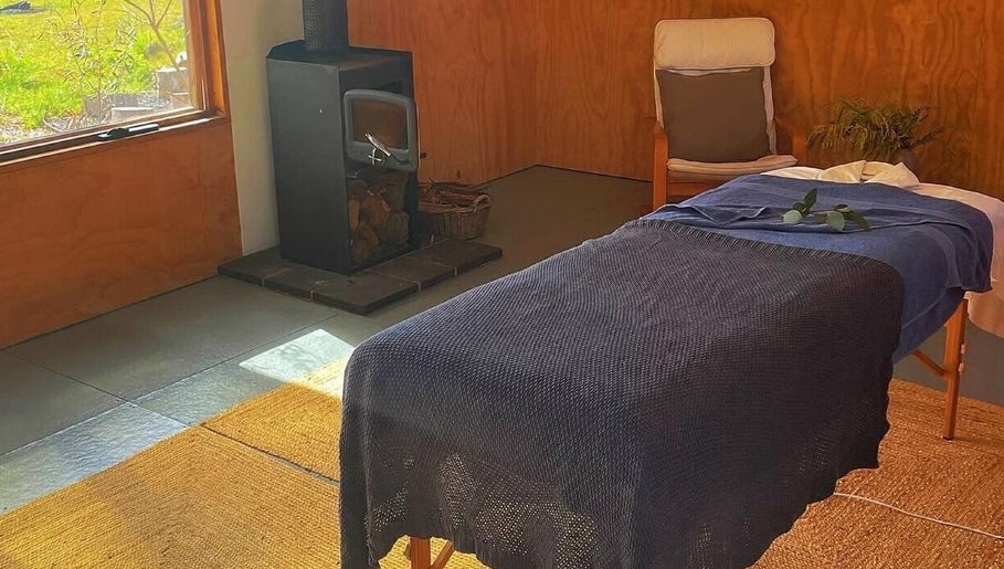 Restorative Rituals Massage imaginea 1