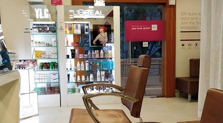 YLG Salon Besant Nagar image 2