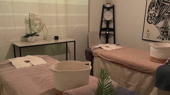 ARO KAYA Thai Massage & Spa