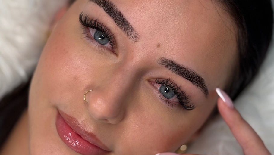 Pretty Little Lashes By Suzie изображение 1