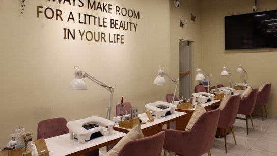 Maison Des Femmes Beauty Salon