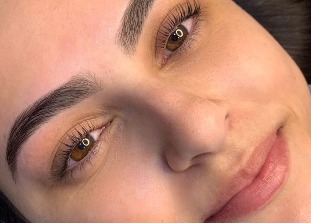 Close-up of perfectly shaped brows and lashes at Studio Karla Horrana, Amsterdam, Noord-Holland, NL.