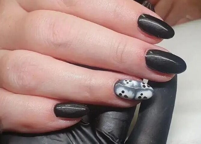 Elegant black and white nail art at Lash L'uxe & beauty, Peterborough, England, GB.