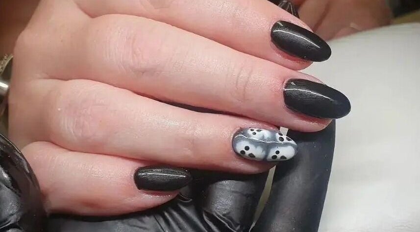Elegant black and white nail art at Lash L'uxe & beauty, Peterborough, England, GB.
