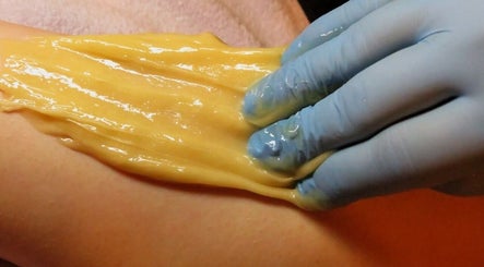 Hình ảnh 3 của Jewles Body Sugaring