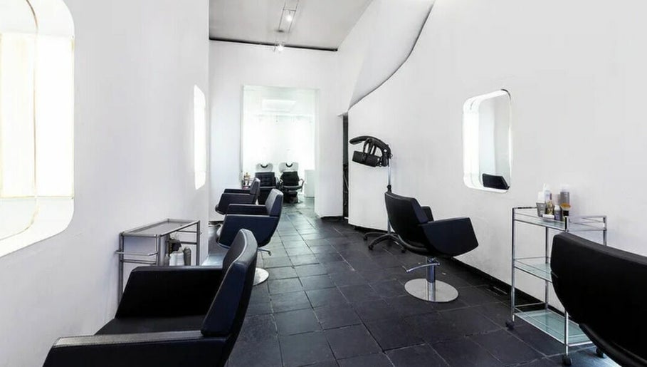 Ticro Hair, bild 1