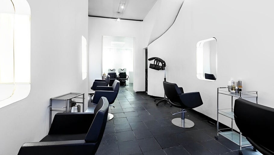 Ticro Hair, bild 1