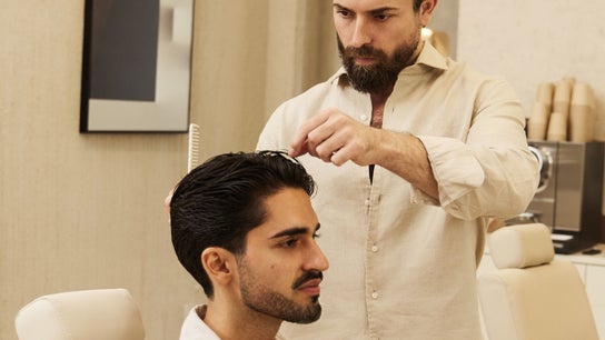 Kochi.Dubai Gents Salon