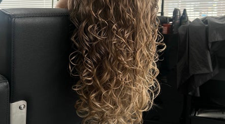 Curly by Sav