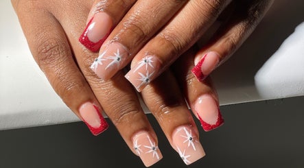 Nailz by Leyna image 3