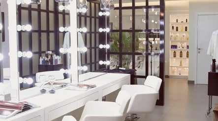 Buro Beauty Clinic afbeelding 2