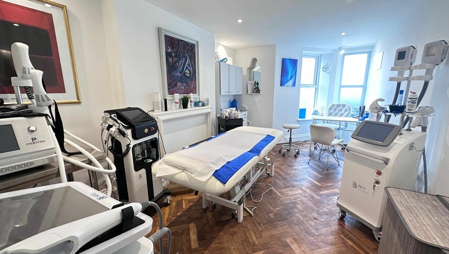 Jayen Clinic (formerly 3D Lipo Eastbourne) 1paveikslėlis