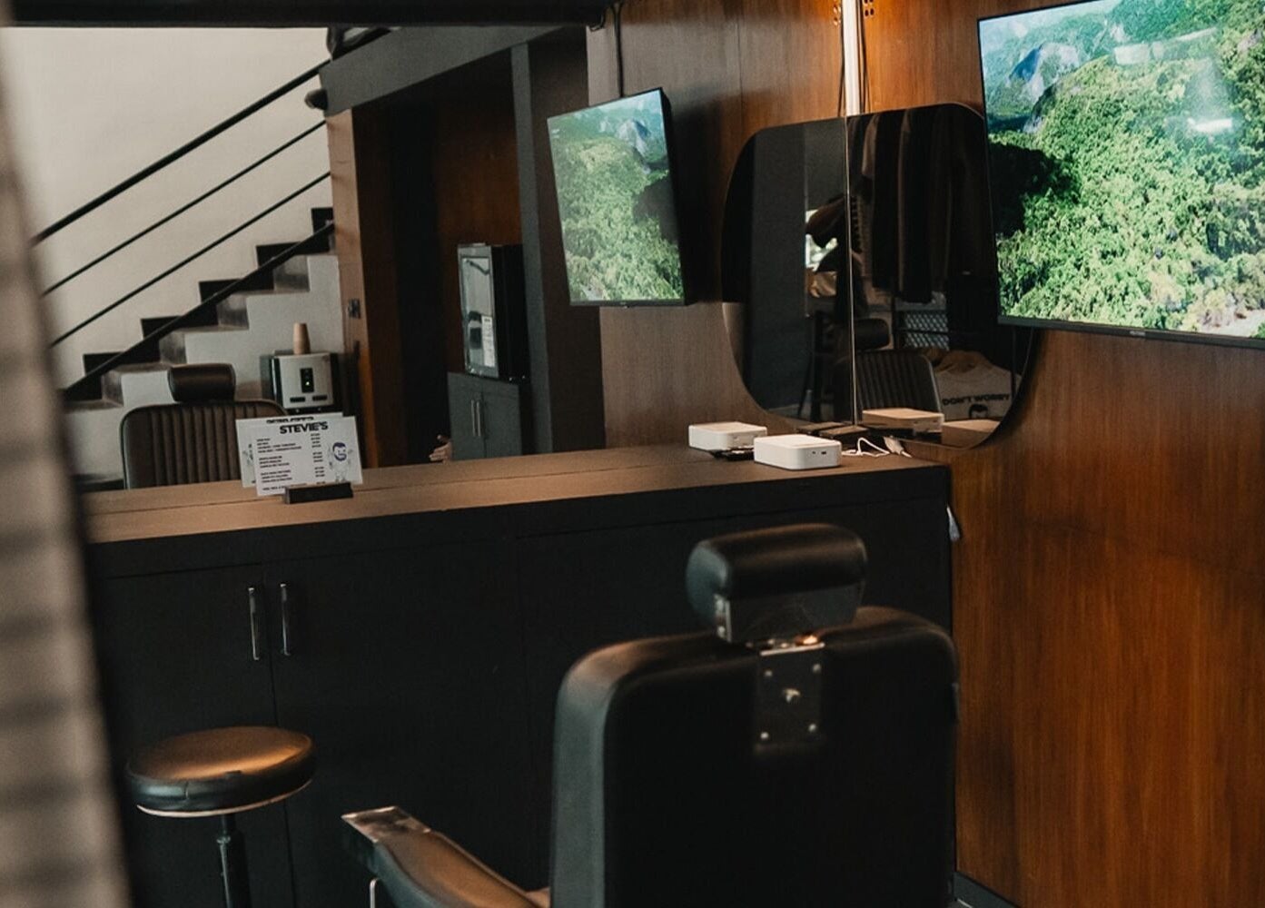 Stevie's salon interior in Bali, Bali, ID with modern decor and comfy seating for hair styling and relaxation.