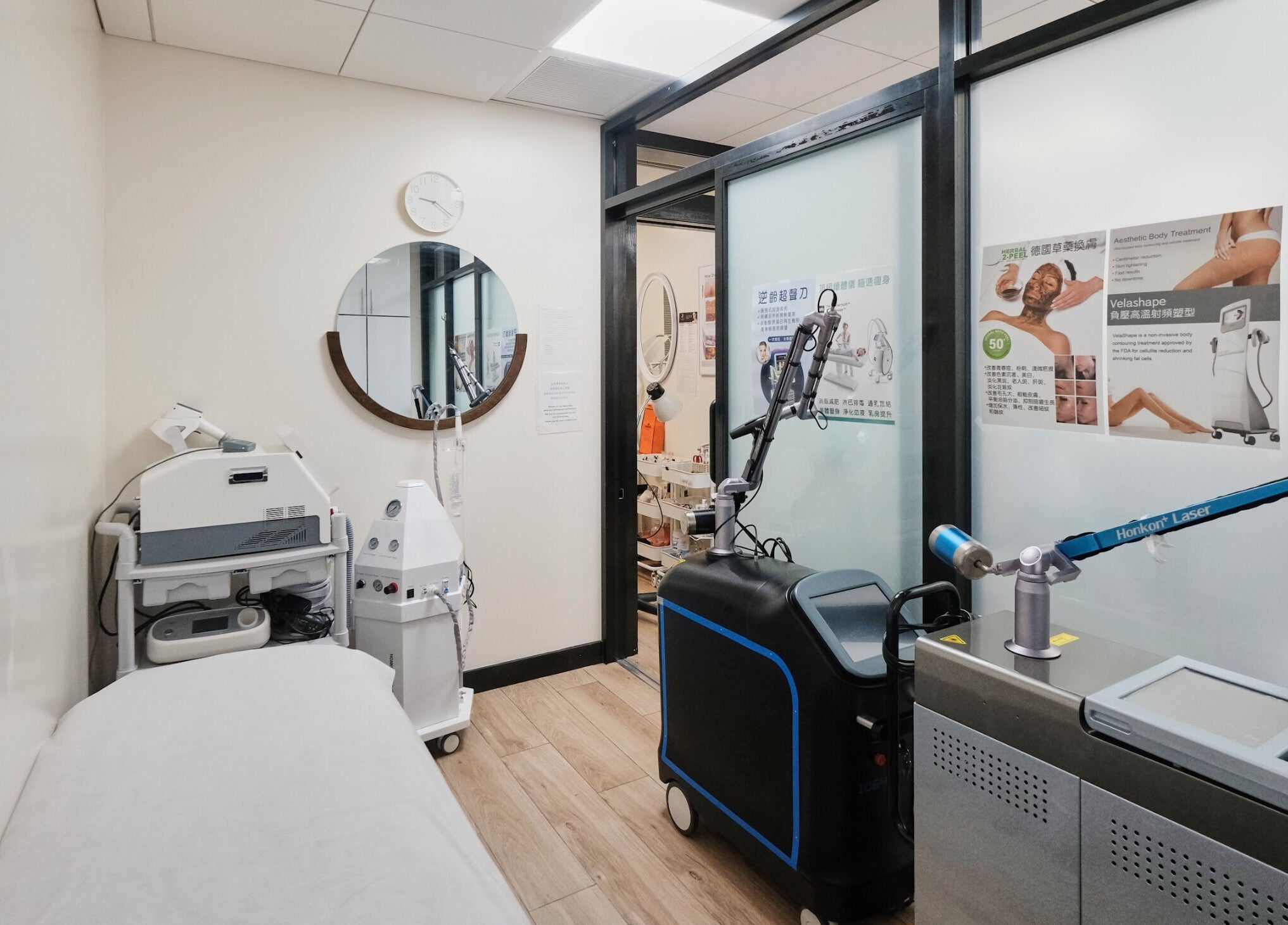 Modern treatment room at Healthkey Group Medspa - Flushing in New York, New York, US with advanced equipment.