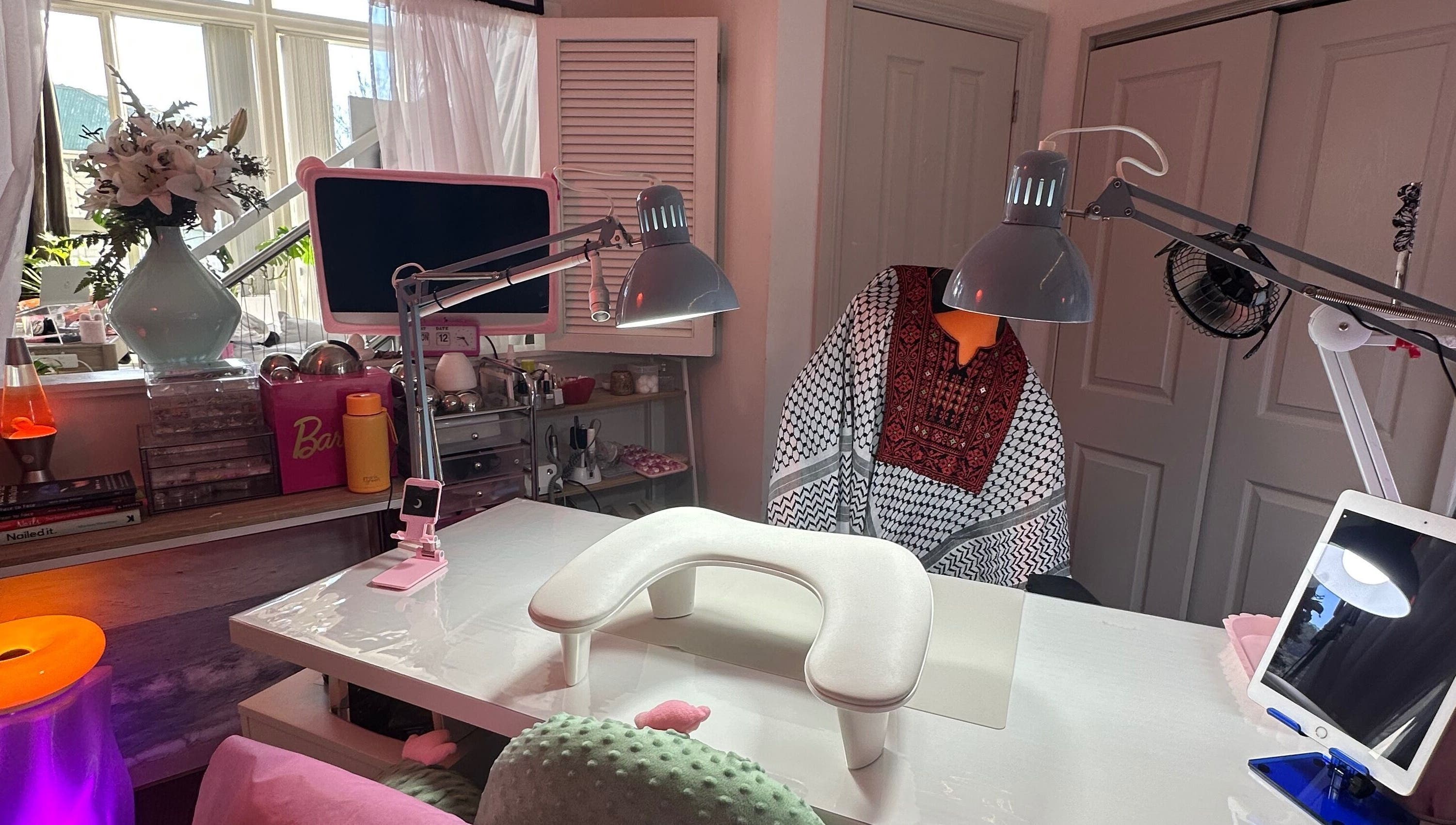 Cozy nail station at Hecticnails, Wellington, NZ with modern decor and manicure tools.