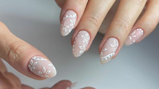 Yndaly Neimanis Nail artist