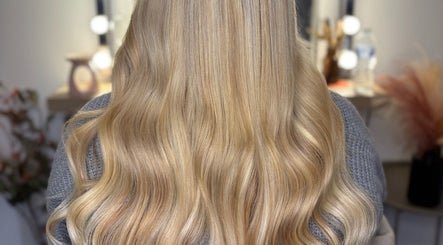 Hair Extensions By Maria image 2