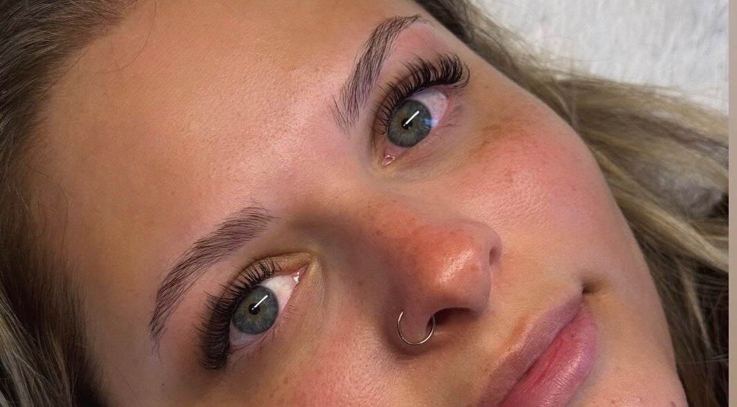 Close-up of eyelash extensions at CC BEAUTY BAR, Bolton, Ontario, CA, enhancing natural beauty.