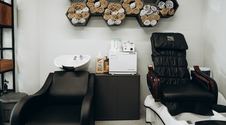 Level Barber Shop image 3