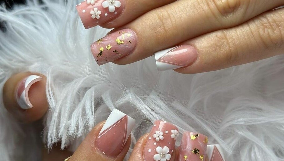 Rosé Nails image 1