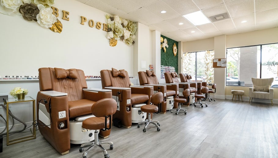 Be Posh Nails & Beauty Spa صورة 1