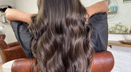 Hair Cove by Yas, bilde 3