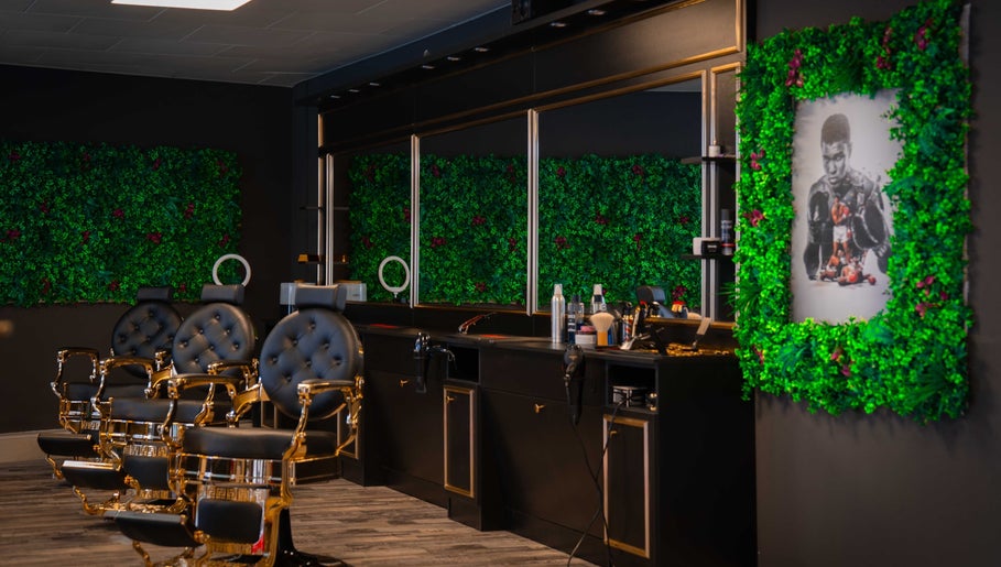 Gambar Crowns Barbershop 1