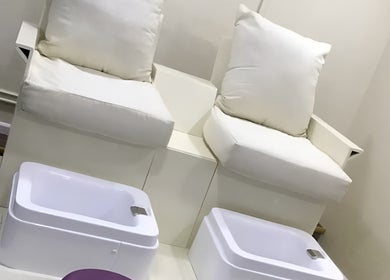 Luxurious pedicure seating at Xtra Touch Oasis, Scarborough, Tobago, TT, offering comfort and relaxation.