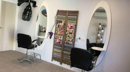 Beachcombers Hair Studio
