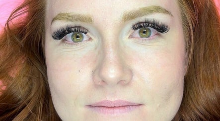 Lash Envy image 2