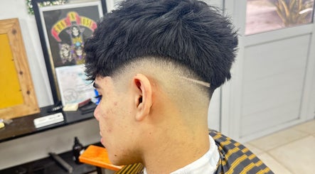 Parla barber