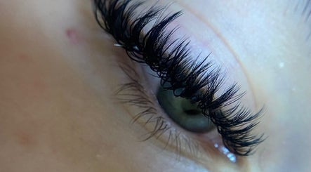 Coven Lashes by Michelle (Hantsport) image 3