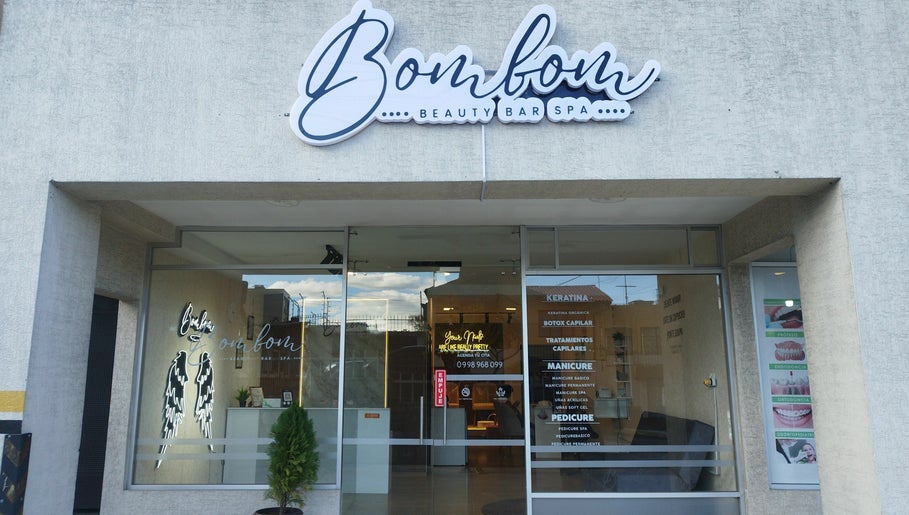 BOMBOMBEAUTYBARSPA image 1