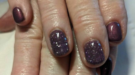 Andreas Nails and Tansの画像：2